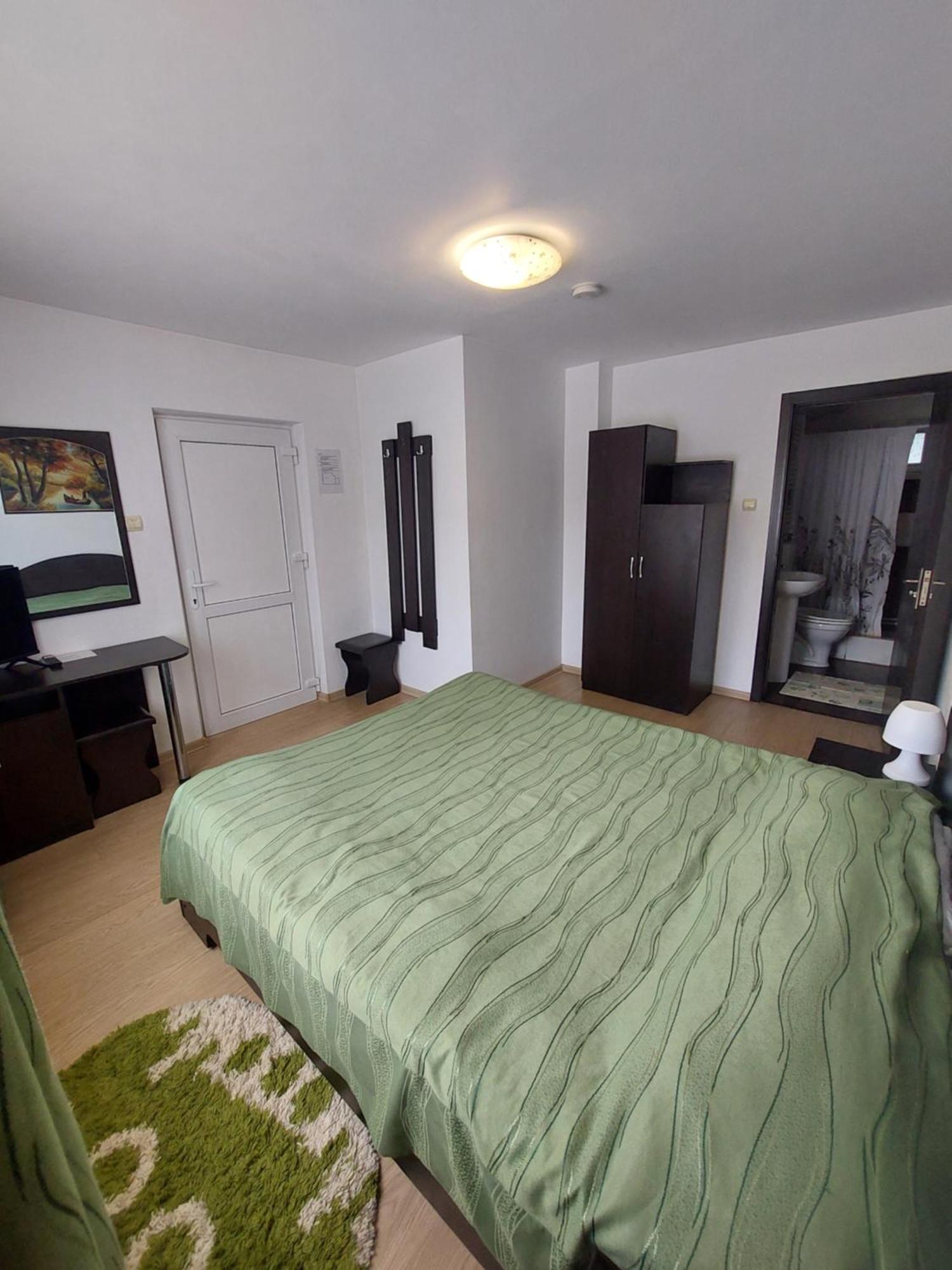 Hotel Steaua Nordului Târgu Neamț Esterno foto